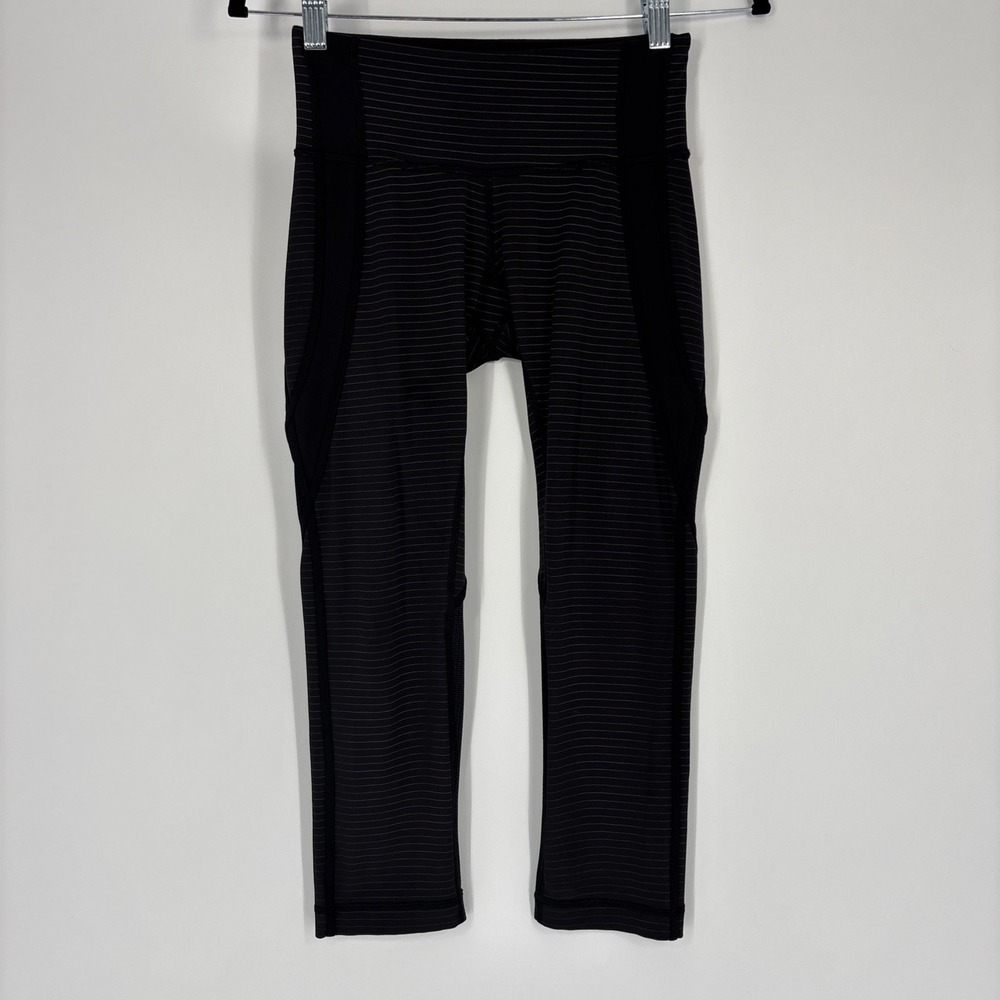 Lululemon Conduit Crop Leggings - Size 4